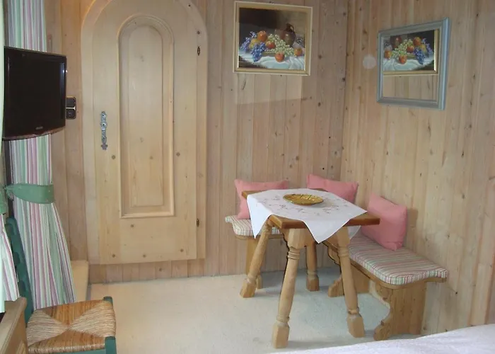 Weberhaus - Adults Only * 基茨比厄尔